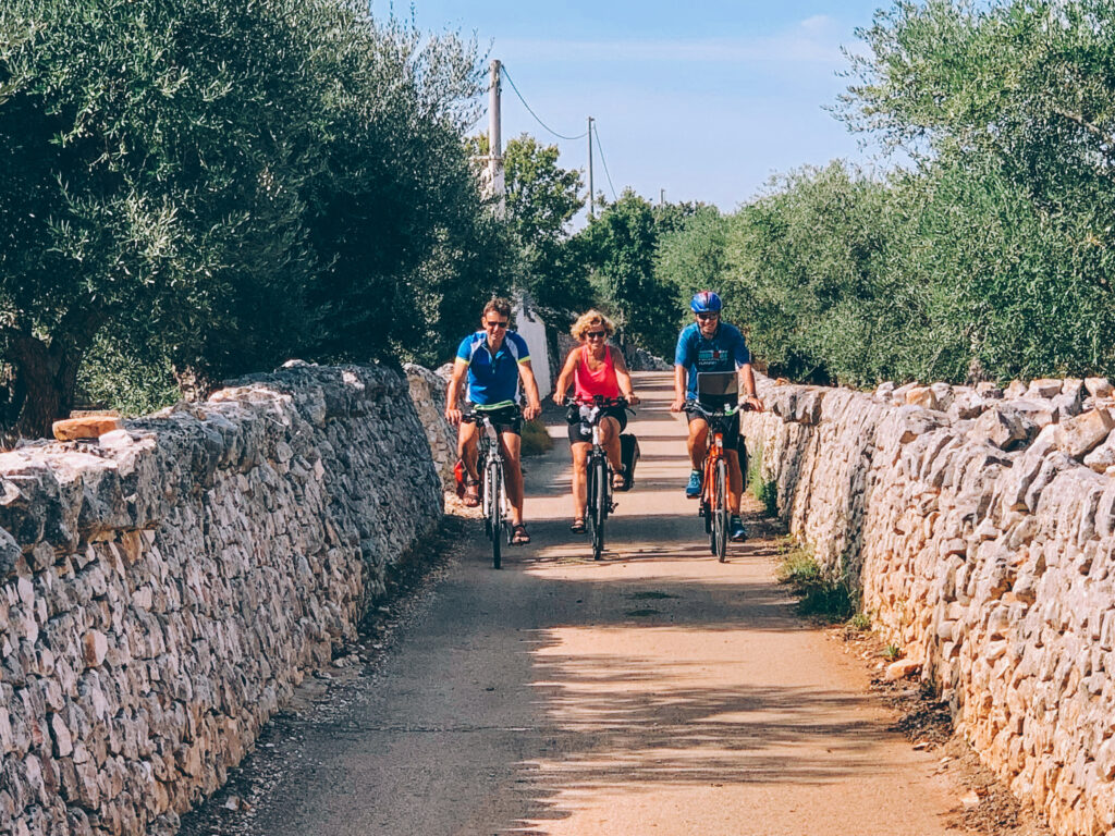 Coastline and Culture of Italy's Heel Catherine Burns